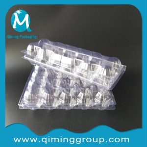 clear plastic egg trays