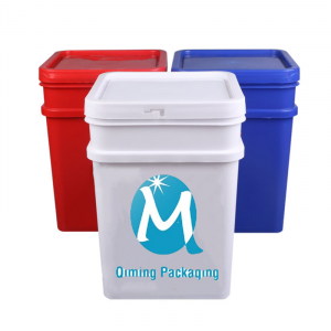 square plastic buckets with handles